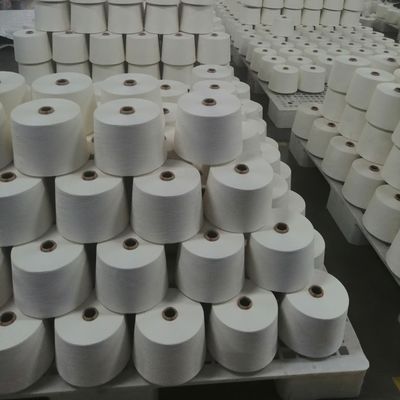 32s 90% Poliéster 10% Viscose 90/10 Ring Spun PV Blended Yarn White Raw para Tecelagem e Tricotagem