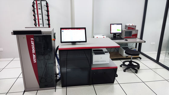 Algodão penteado NE32/1 Siro Fios compactos para tecelagem e tricô Excelente tingimento